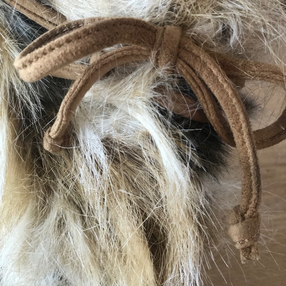 SOLD - NWT Oscar Sport Winna Faux Calf Hair/Fur Boots Size 37 - Picture 6 of 11